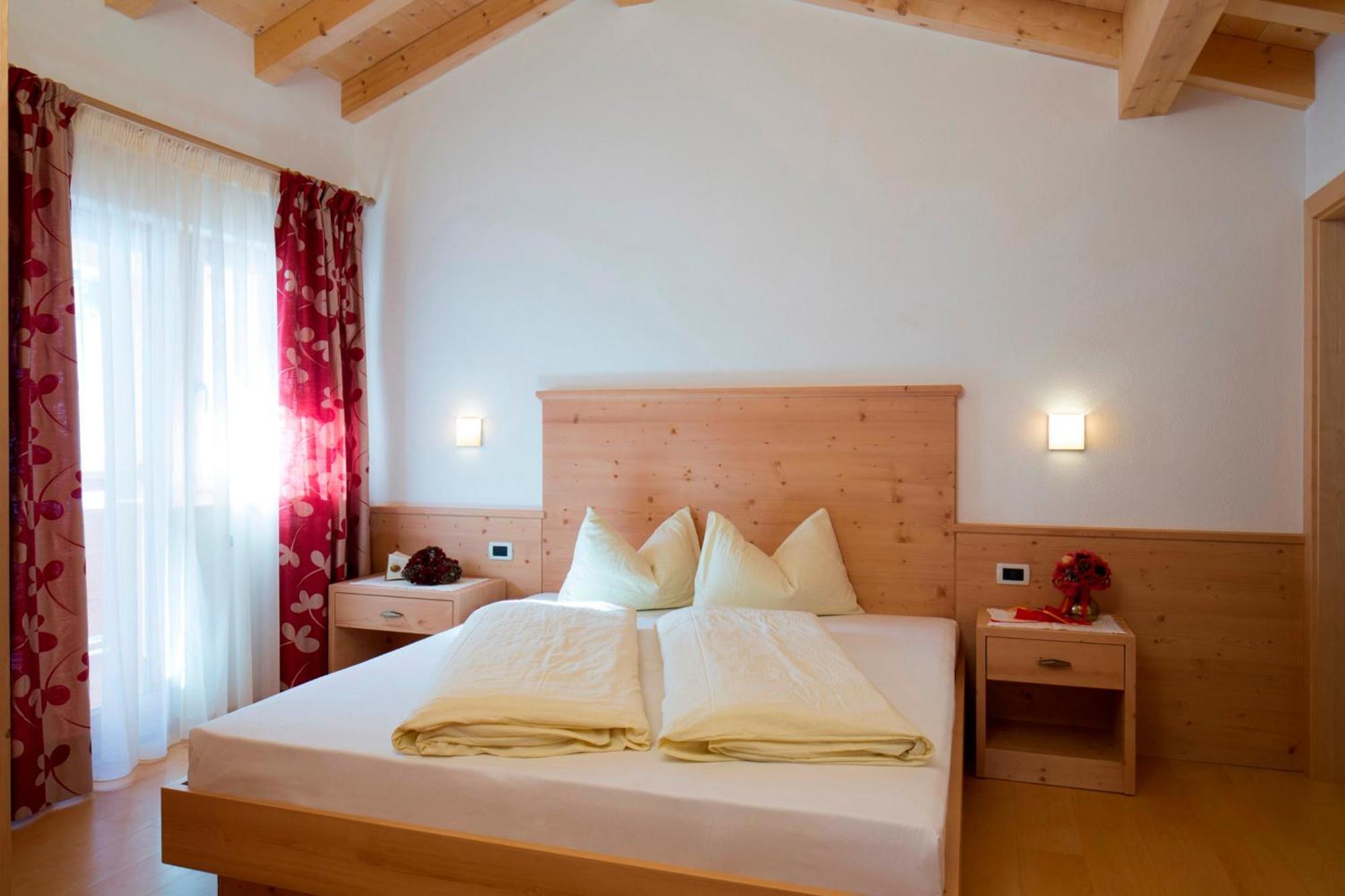 Ferienwohnung Ciasa Col Cuch Stern Zimmer foto